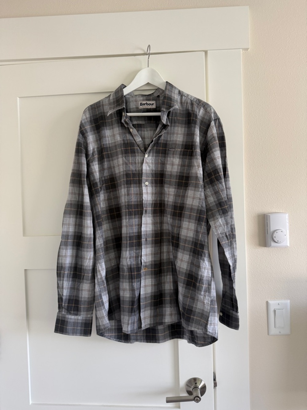 Barbour Men's Gray and Black Plaid Button-Down Shirt